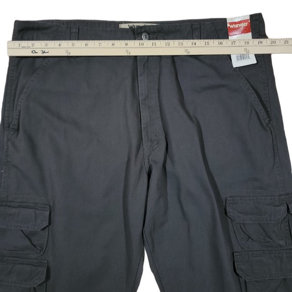 Wrangler Authentics Men's Premium Relaxed Fit Straight Leg Cargo Pant Sz 36X34 - Picture 10 of 11